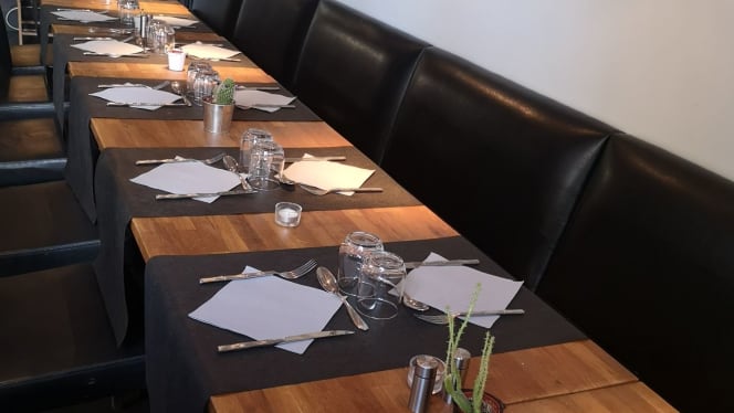Table N9uf - 6