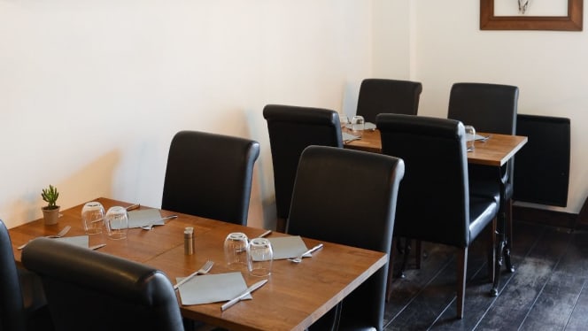 Table N9uf - 4