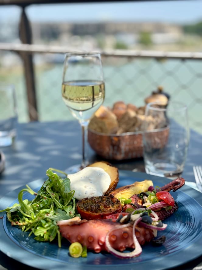 Brunch Rooftop - Dock G6 - 1