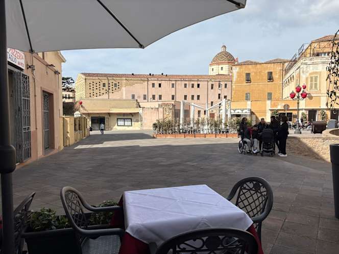 Gior Risorante Pizzeria - 1