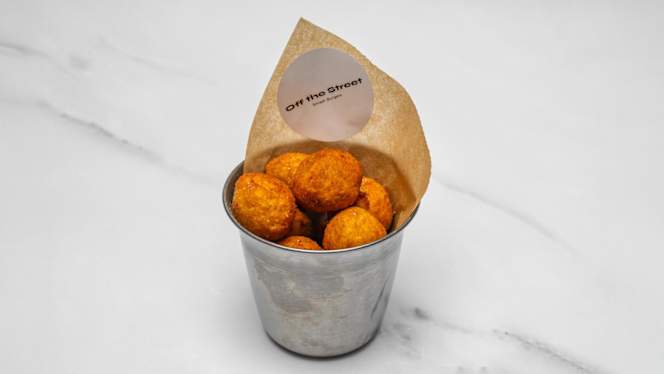 Off the street at The Britannia - 6