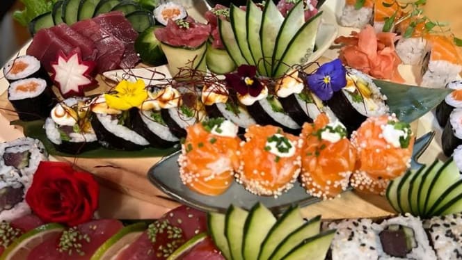 Sekai Sushi Bar - 2