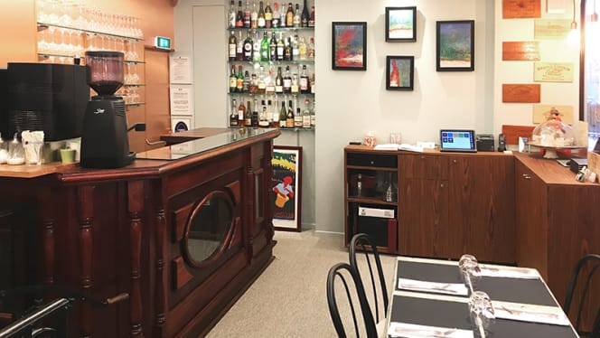 La Boutique des Vins - 9