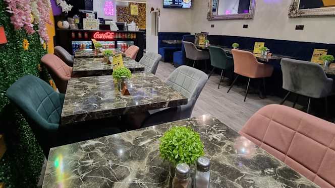 The Bumble Bees - Euston - 2