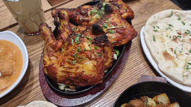 The Bumble Bees - Euston - 6