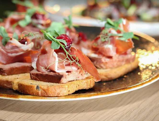 Grand cafe de Zeedijk - 2