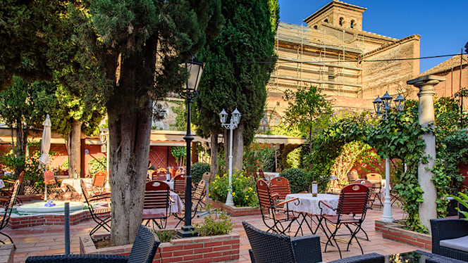 Restaurante Jardines de Zoraya -Flamenco en Vivo - 5