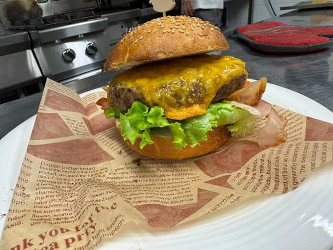 Movida Beer and Food - 5