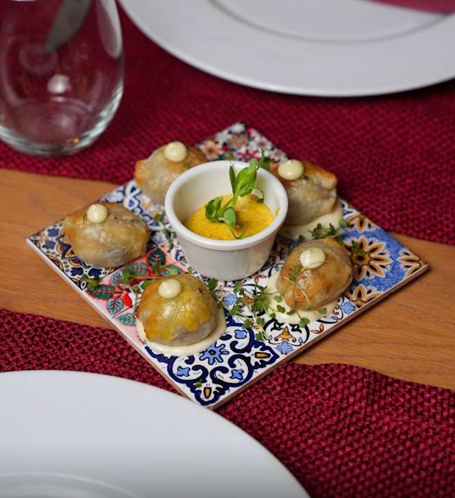 Come The Steakhouse - 1