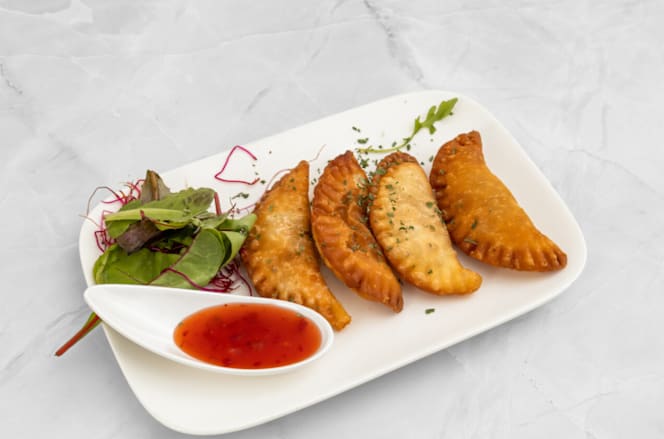 DEBY’S DELICE BISTRO - 1