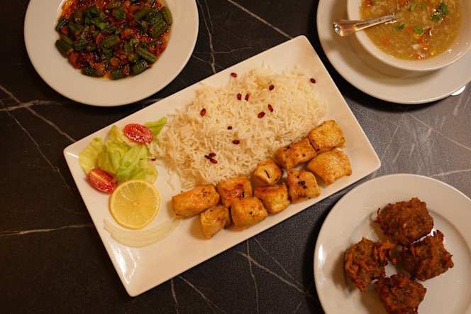 Yaran Restaurant - 5