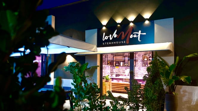 Love Meat Steakhouse & Pizza - 1