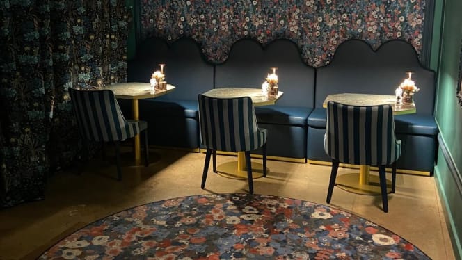 Whisper  wine bar - 3