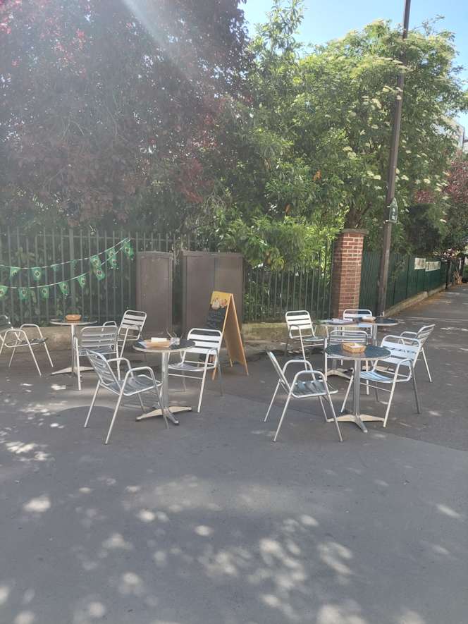 Le Cafuné qui braille - Restaurant - Paris