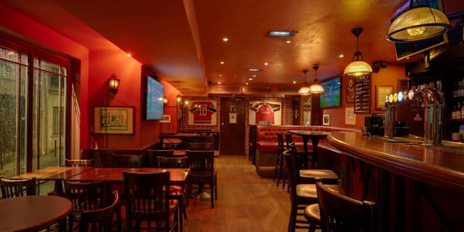 The Great Canadian Pub - 4