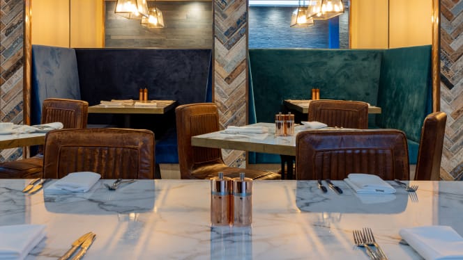 Convive Restaurant - 4