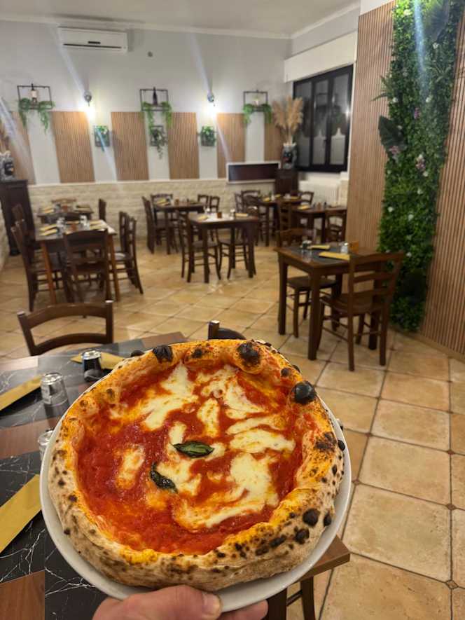 Pizzeria e Friggitoria Partenope - 4