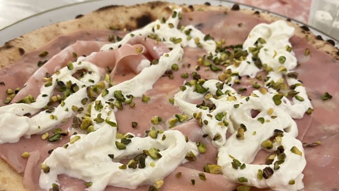 La Pizzeria - 1