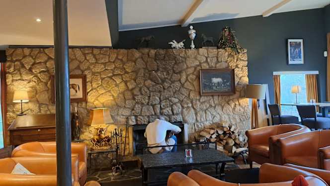 Bistro De Jockey Club - 9