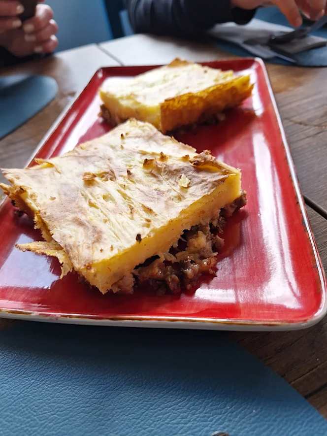 Larimar Restaurante Con Alma Latina - 0