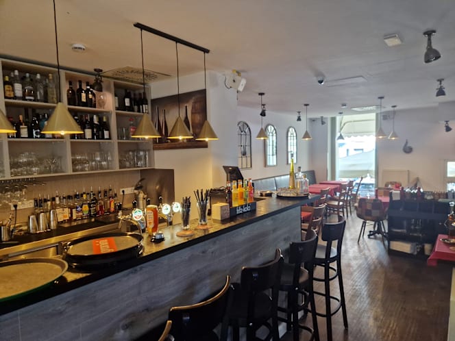 Ay Harmony Restaurant, Grill & Bar - 2