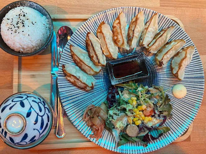 Konan Sushi Ramen - 0