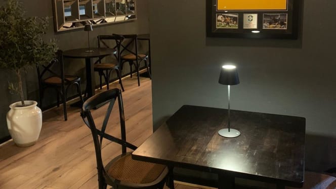 AM Restaurant - 5