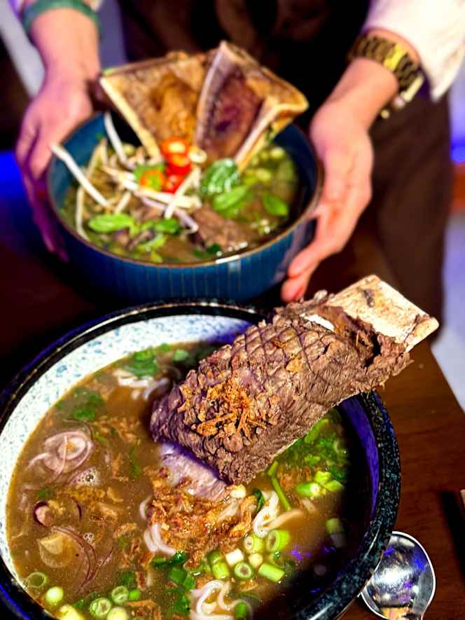 Nam Vietnamese Restaurant - 9