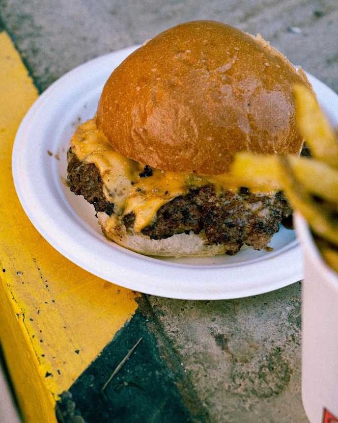 Antonia’s Burger Balmes - 3