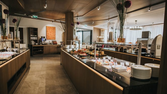 Altitude Buffet - 5