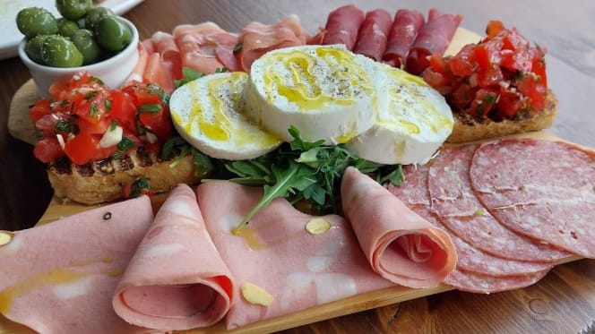 Pane, Vino and Amore - 5