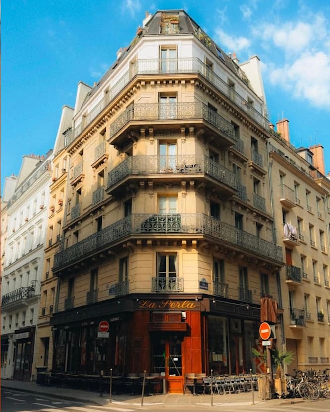 La Perla Bar - 2
