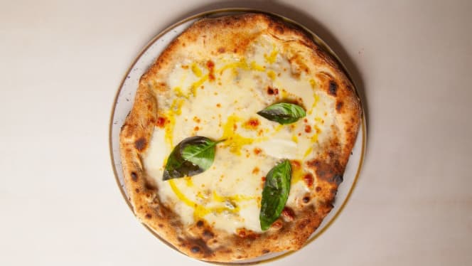 Parià Pizzeria Partenopea - 8