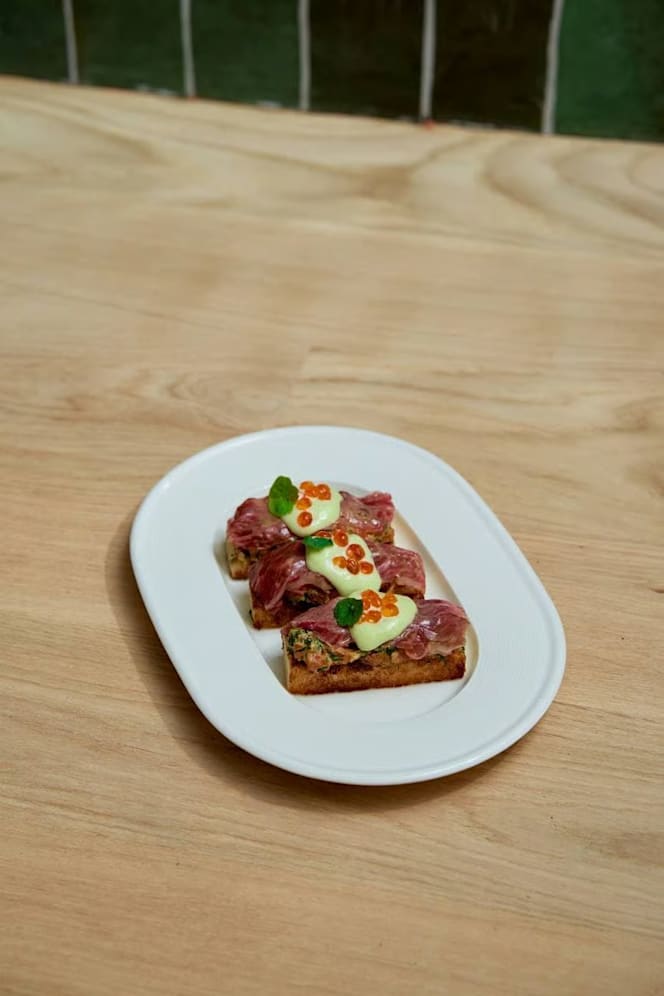 Seafood House Grill & Wine - 3