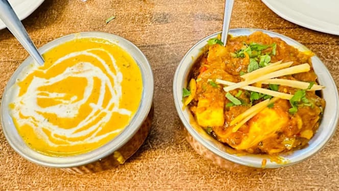 Aahar Vegetarian Indian Restaurant - 8