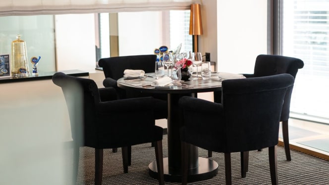 Caviar House & Prunier - 4