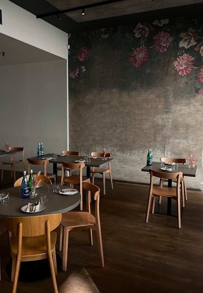 Vinissimo Restaurant & Wine Bar - 6