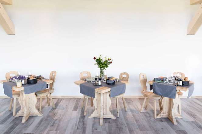 Restaurant La Grange by O Miura - 7