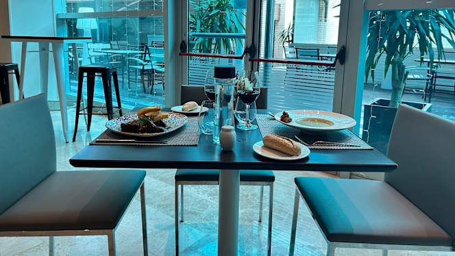 abba mia Restaurant by abba Playa Gijón Hotel - 2