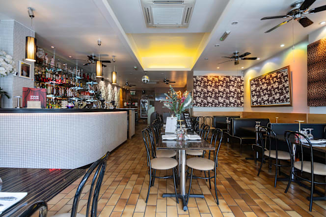 Stage Door Steakhouse & Bar - 1