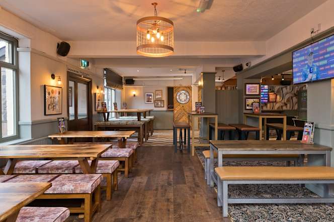 Mackintosh Hotel Cardiff - 7