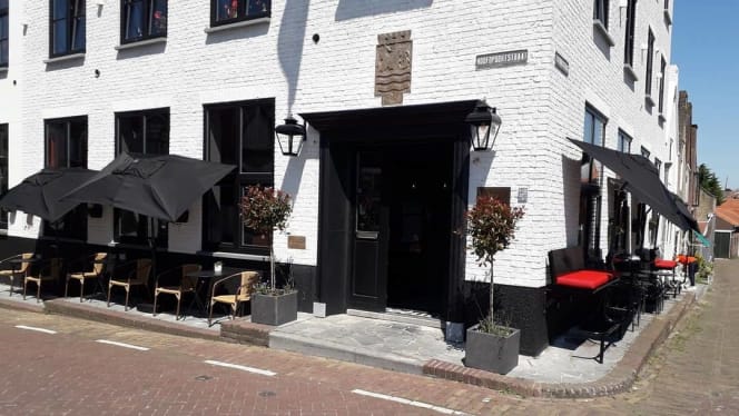 Tafelen bij Zeeuws Meisje - 0