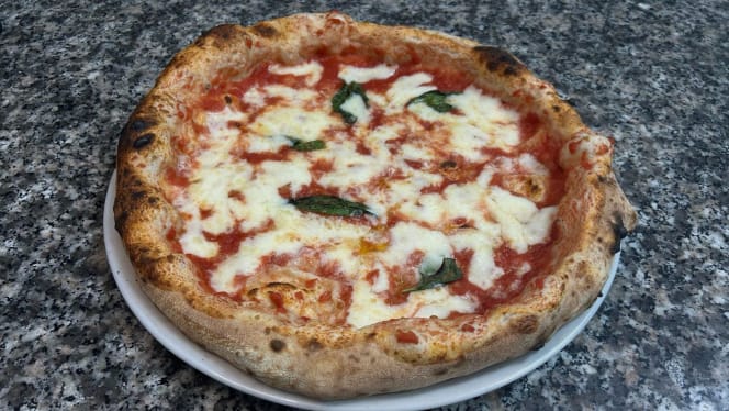 Attilio Mottola Pizzeria - 6