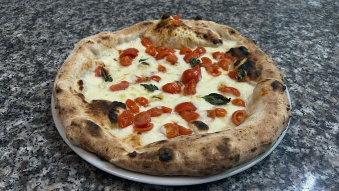 Attilio Mottola Pizzeria - 3