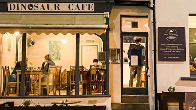 Dinosaur Cafe - 4
