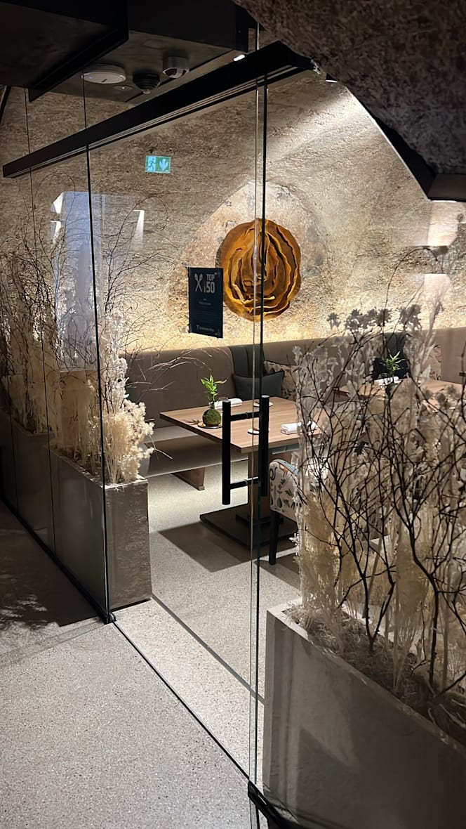 Aurea Fine Dining - 3
