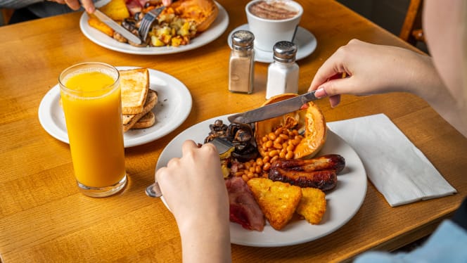 Toby Carvery - Salters Wharf - 7