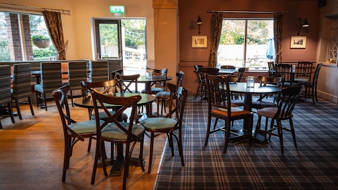 The Hatfield Chace Doncaster - 8
