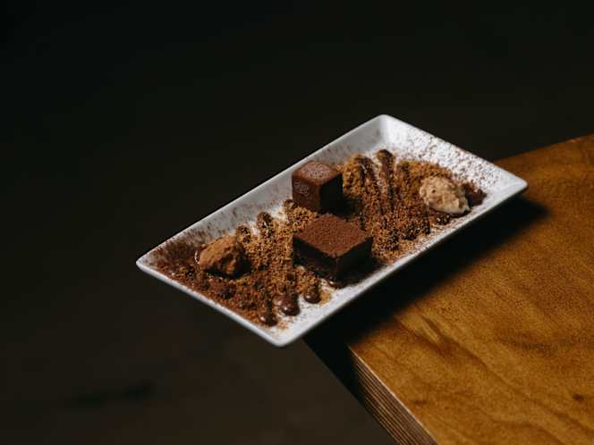 L'abismal Manresa - 0