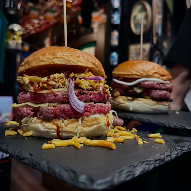 Alex & Stout - Irish Public House - 7